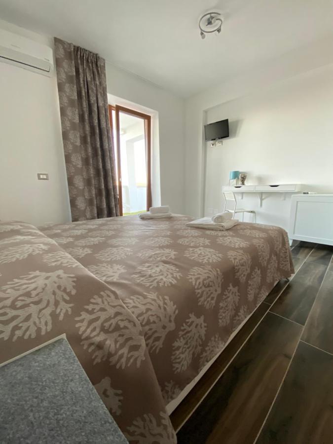 Manfredi Sea Room Вьесте Экстерьер фото