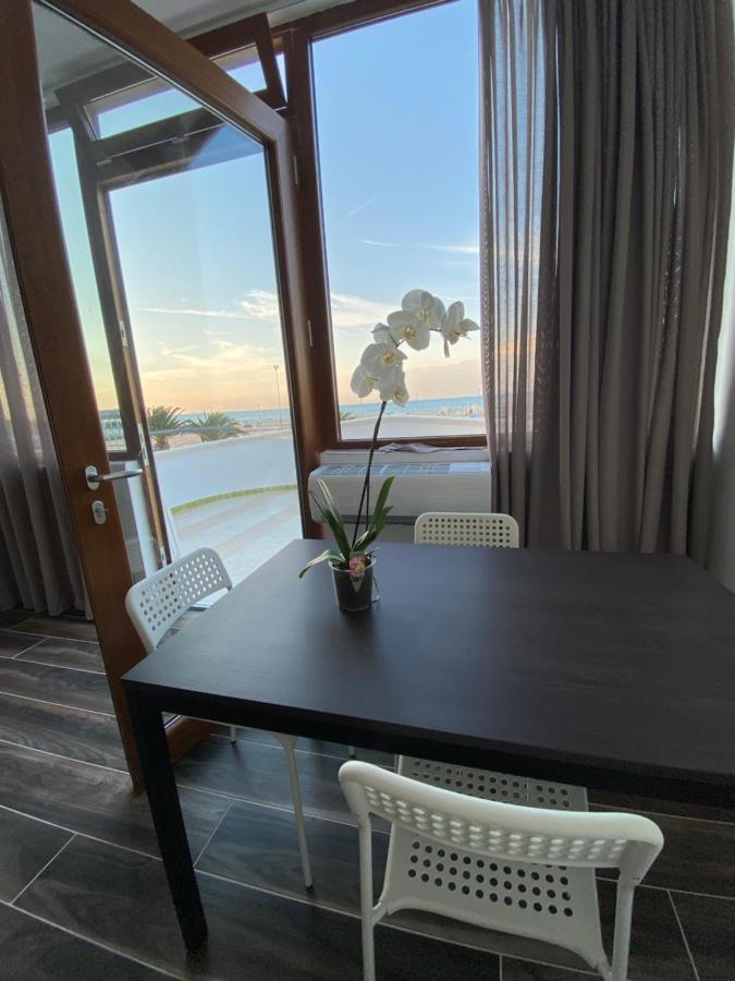 Manfredi Sea Room Вьесте Экстерьер фото