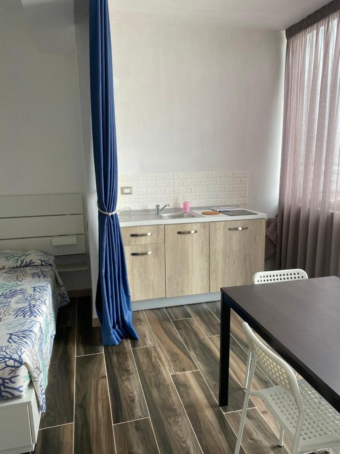 Manfredi Sea Room Вьесте Экстерьер фото