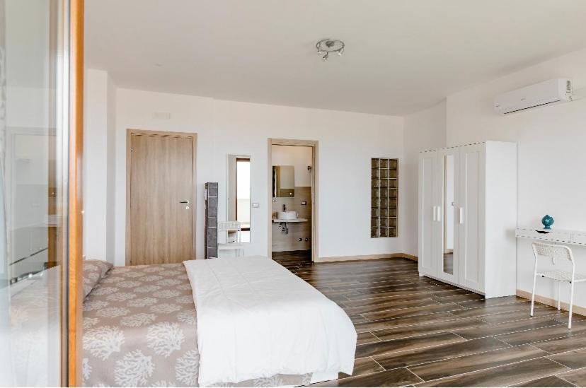 Manfredi Sea Room Вьесте Экстерьер фото