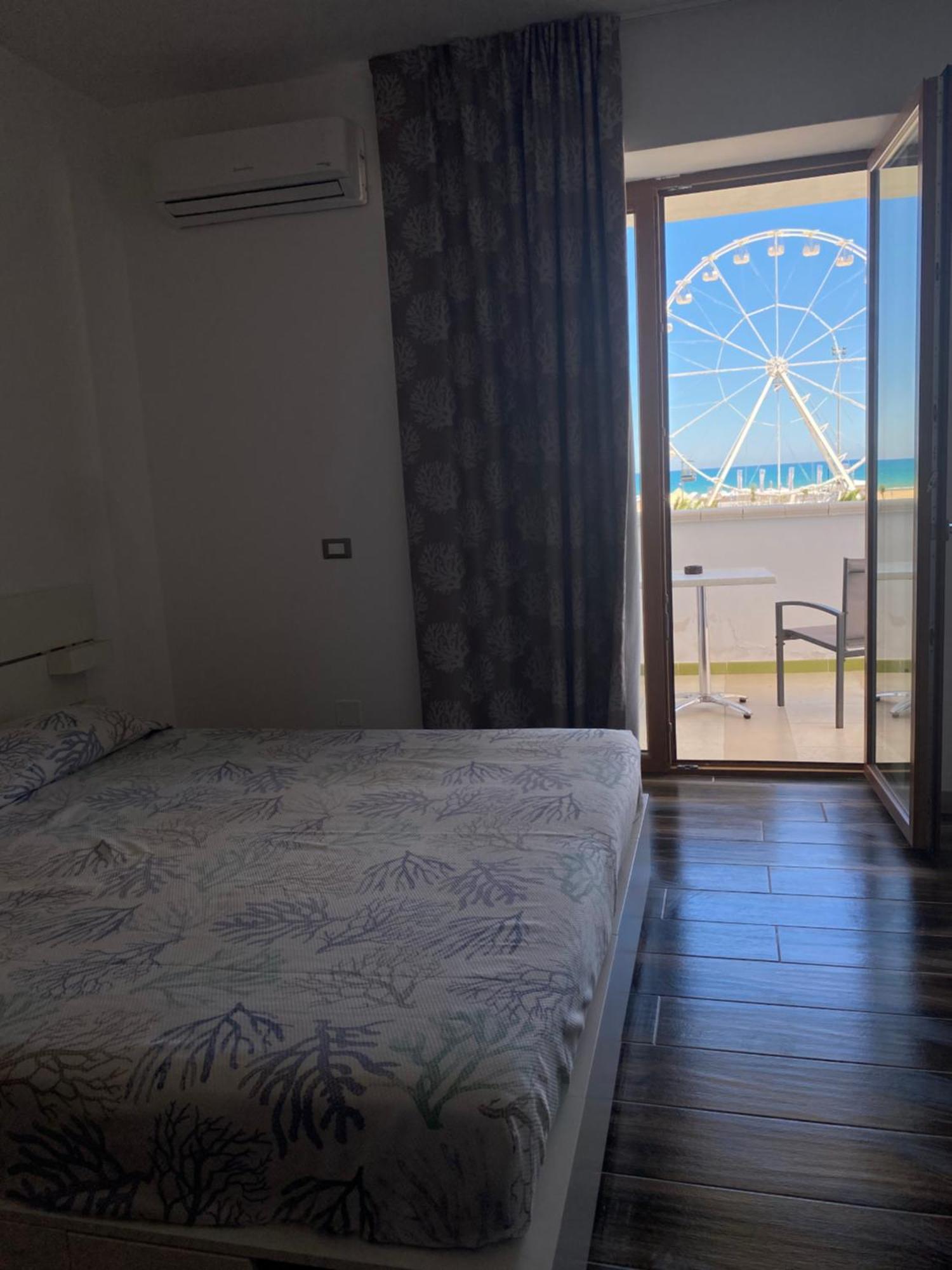 Manfredi Sea Room Вьесте Экстерьер фото
